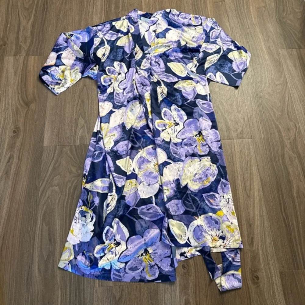 Natori long purple floral silk wrap robe extra large
